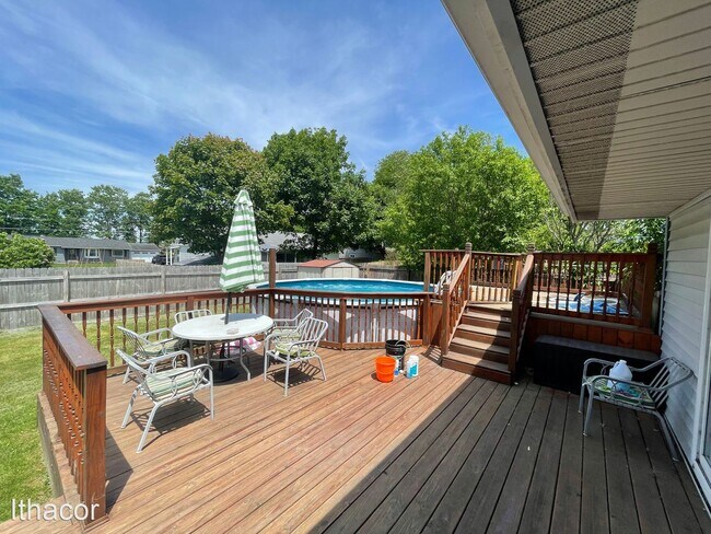 Building Photo - 3 br, 2 bath House - 813 Lamont Cir