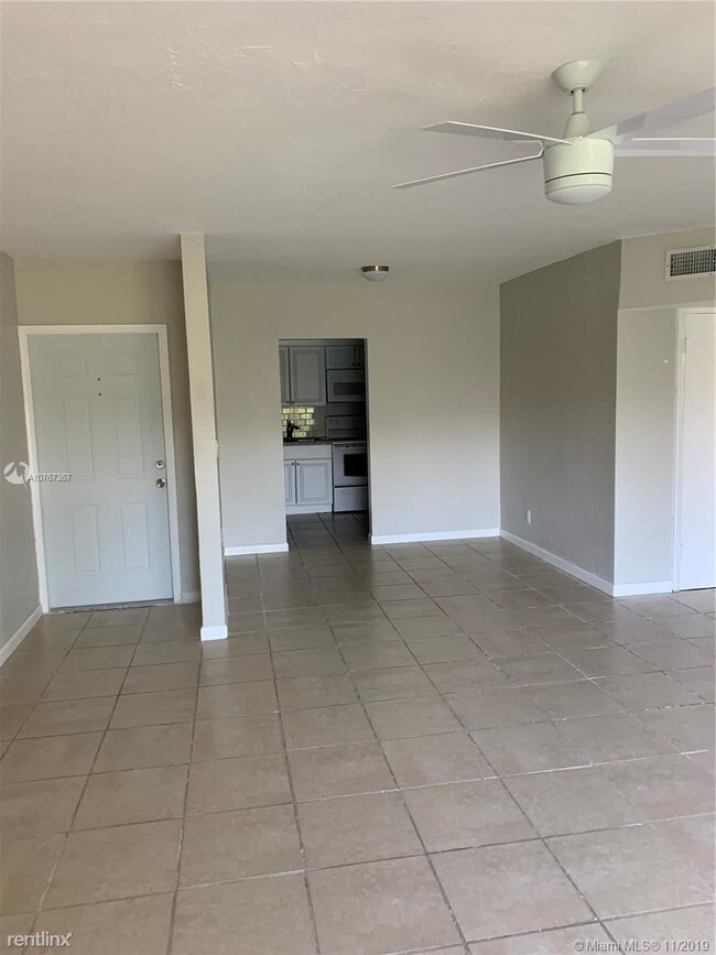 Foto del edificio - 13335 Arch Creek Rd