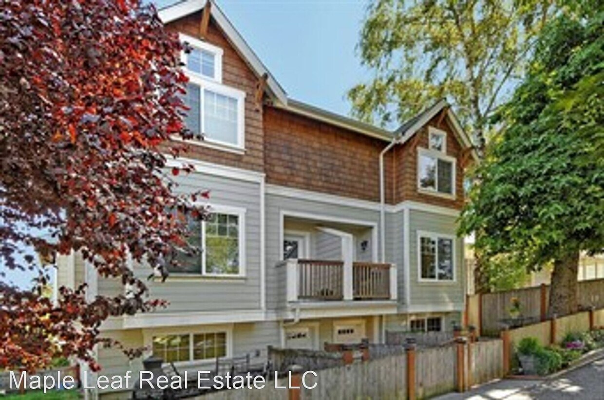 9557 Interlake Ave N, Seattle, WA 98103 House Rental in Seattle, WA