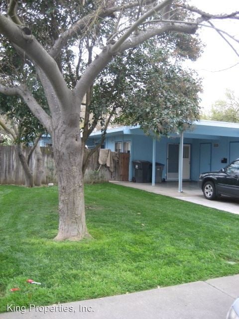 Primary Photo - 623-625 Adeline Pl