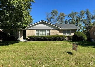Building Photo - 271 Malabu Dr