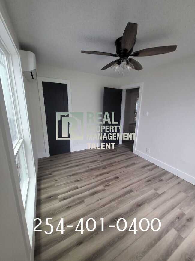 Building Photo - Coming in JULY!! Newly Remodeled 3-Bedroom...