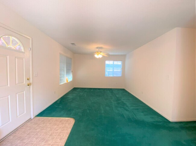 Building Photo - 523 San Benicio Ct