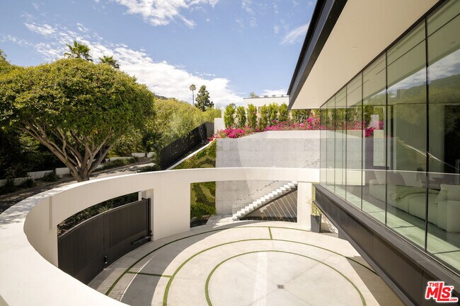 Foto del edificio - 1200 Laurel Way