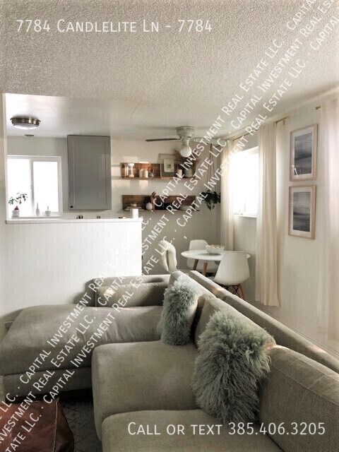Building Photo - 7784 Candlelite Ln