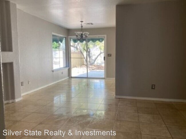 Foto del edificio - 2116 Feather Bush St