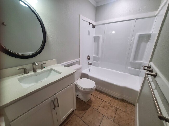 Foto del edificio - Call Jeff and Tonia Rollins at (501)626-9917