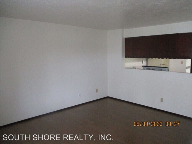 Building Photo - 2 br, 1.5 bath House - 1123 RUBY CT.