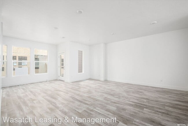 Building Photo - 3 br, 2.5 bath House - 4726 Hillhouse Cove...