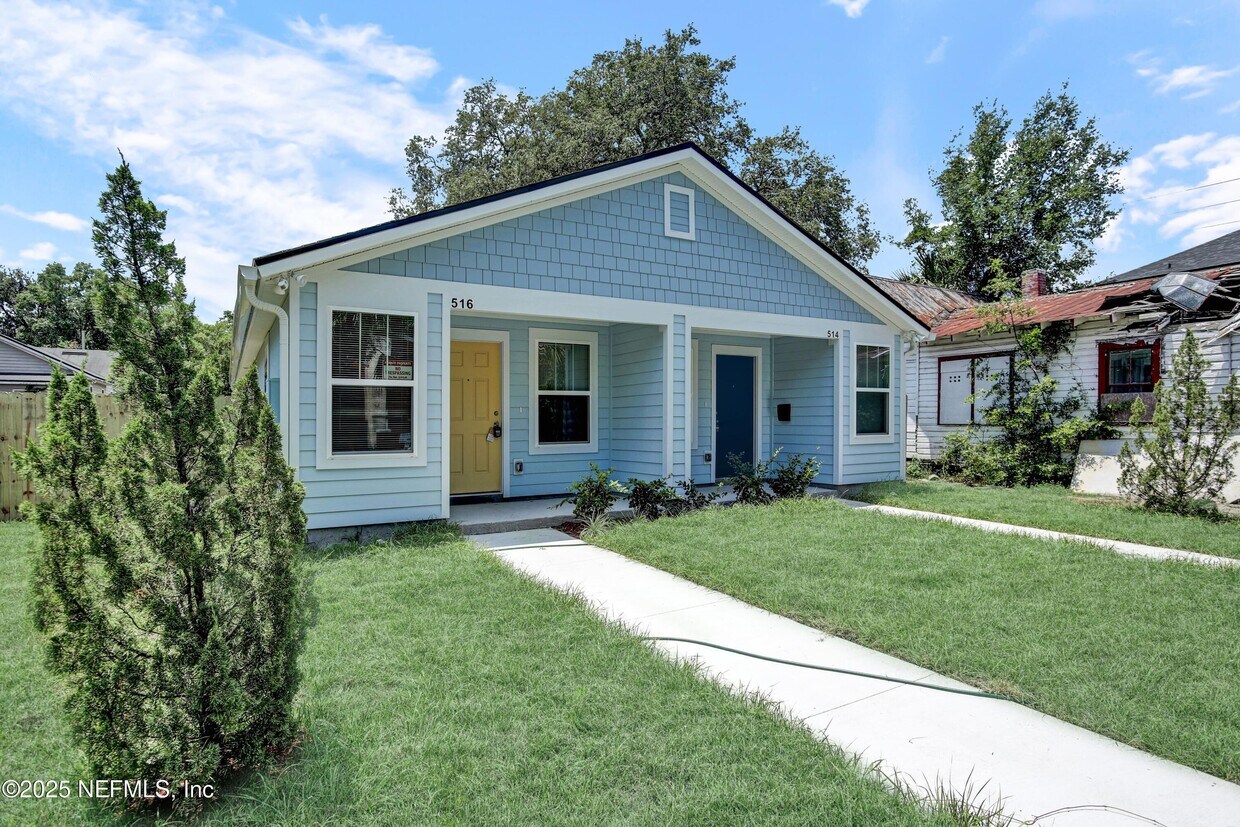 Foto principal - 516 Odessa St