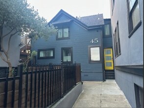 Building Photo - 45 Crescent Ave