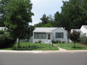 Building Photo - 2425 S Humboldt St