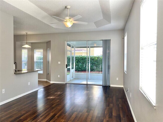 Foto del edificio - 918 Glen Abbey Cir