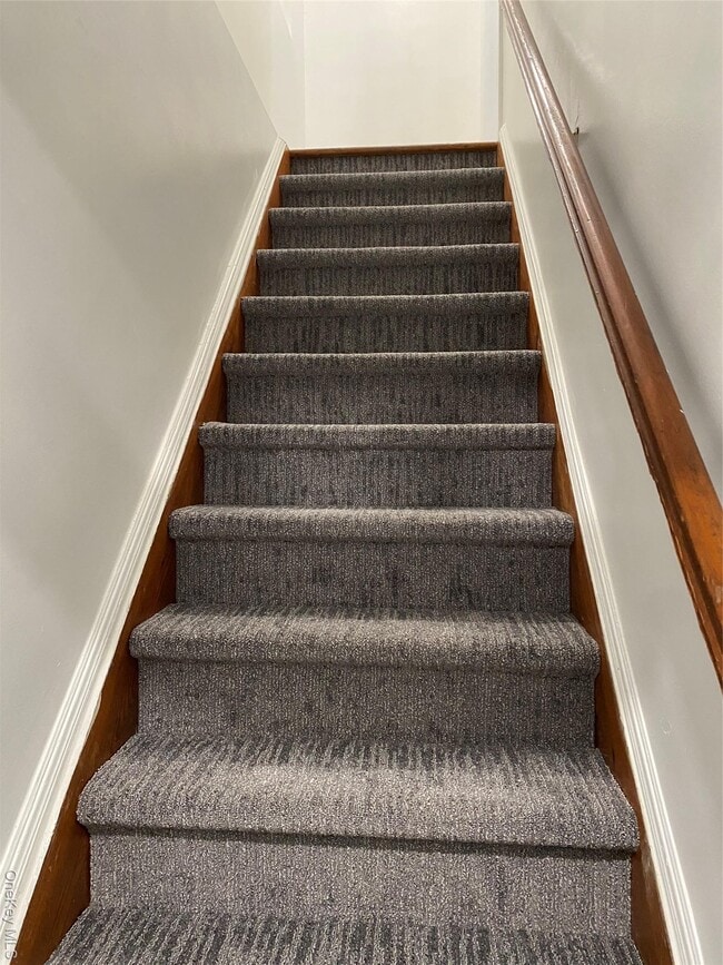 Foto del edificio - 54 Eastwood Ave