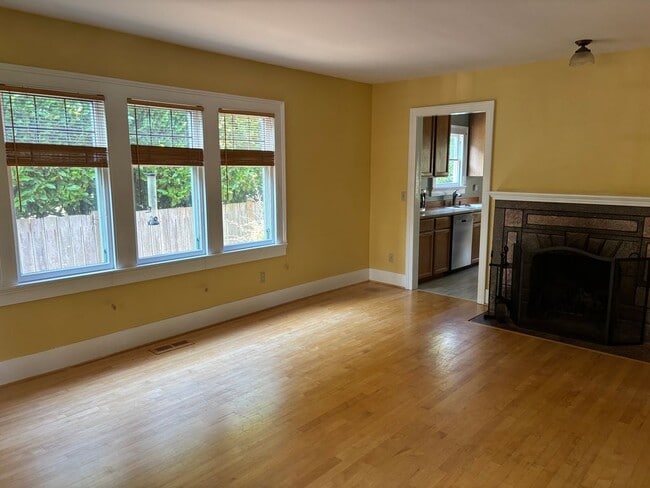 Building Photo - 613 NW 86th St