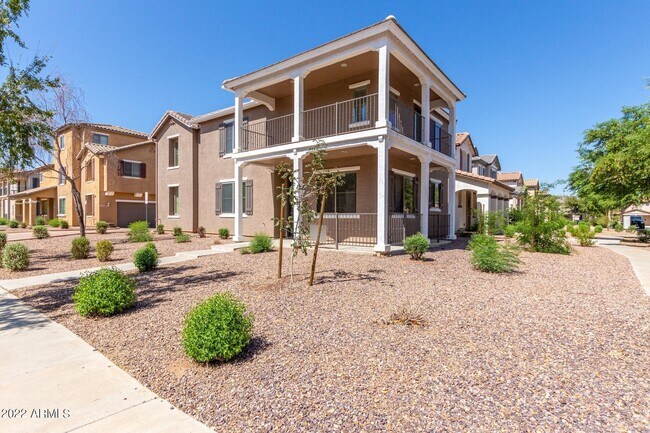 Foto del edificio - 1732 E Elgin St