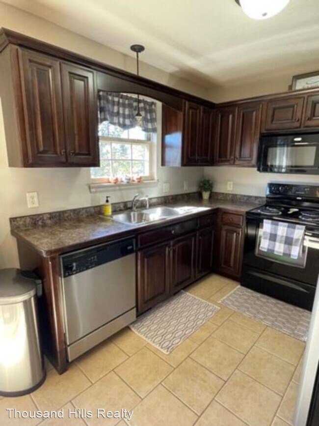 Foto del edificio - 3 br, 2 bath House - 221 Plaza Drive
