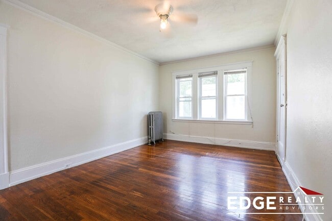 Building Photo - 2 Pama Gardens