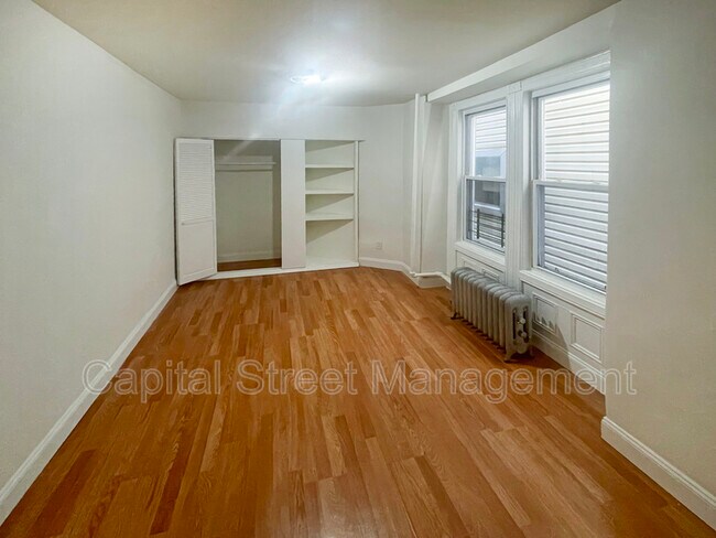 Foto del edificio - 38 N 6th St