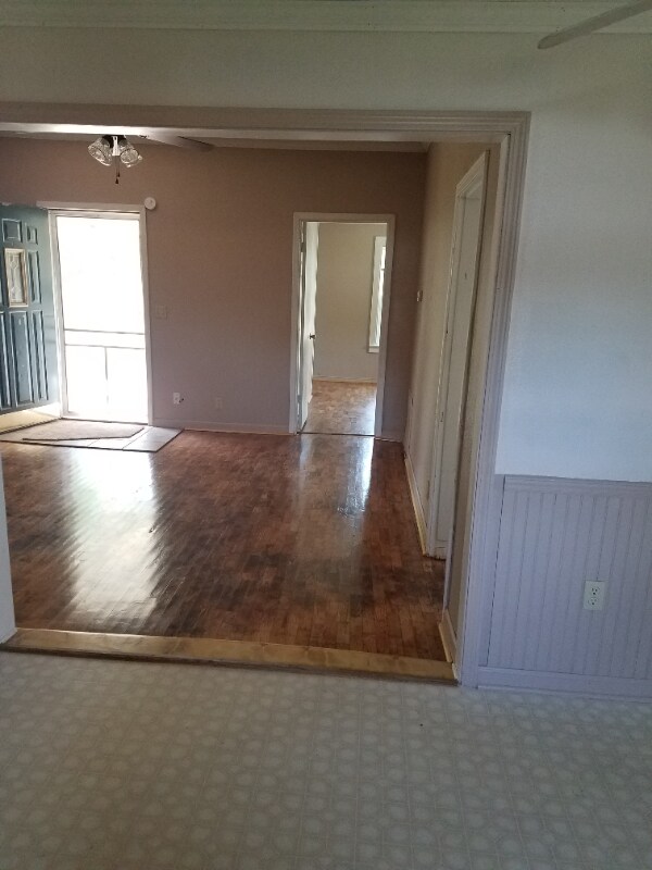 Foto del edificio - 3820 New London Gravel Rd