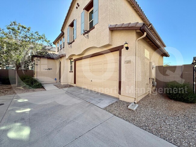 Foto del edificio - 16525 W Jenan Dr