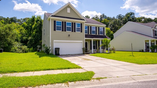 Building Photo - 4 Bedroom 2.5 Bath House in Sophia Landing...