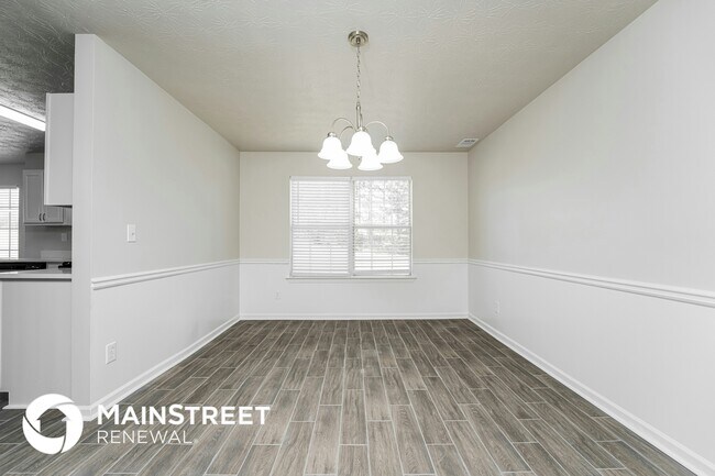 Foto del edificio - 1714 Bennett Dr