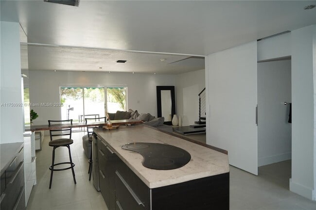 Building Photo - 4872 NW 114th Ct
