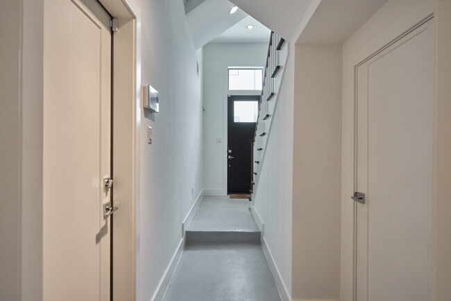 Foto del edificio - 1416 Ruthven St