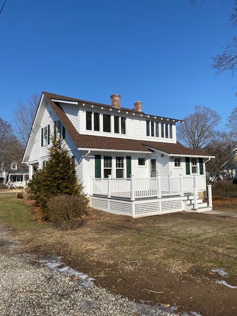 Building Photo - 16 Maple Ave