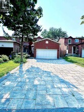 Building Photo - 116 Tangmere Crescent