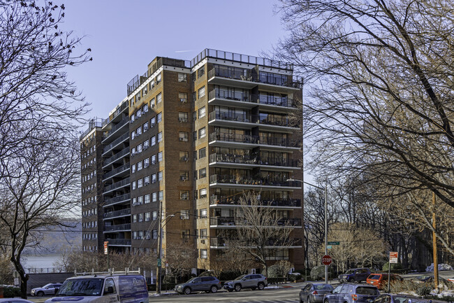 Building Photo - Highpoint on the Hudson