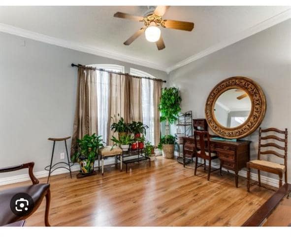 Foto del edificio - 2306 Edinburgh Way