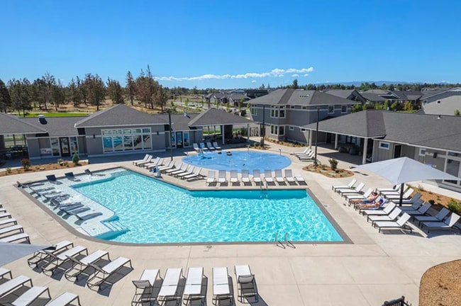 Foto del edificio - Beautiful 3 Bed/2.5 Bath Townhome - Community Pool and Fitness Center!