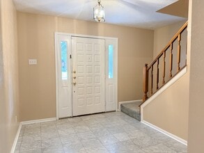 Building Photo - 16042 Pinyon Creek Dr