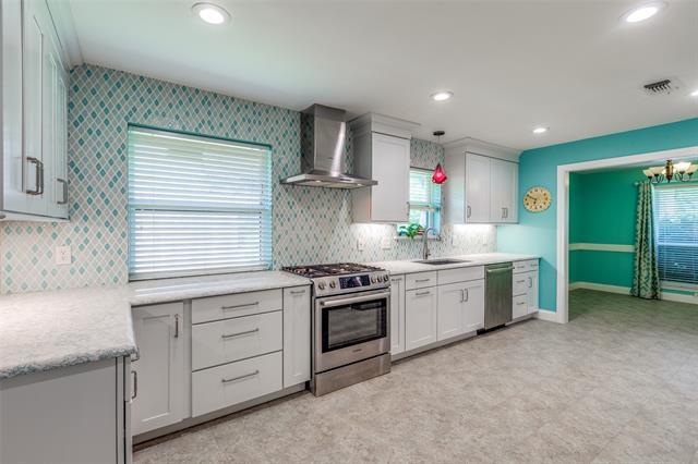 Foto del edificio - 2211 Ascot Ln