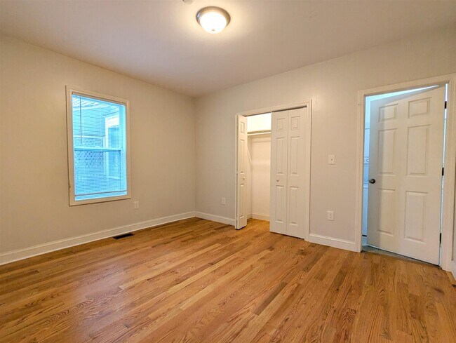 Foto del edificio - 44 Cogswell Ave
