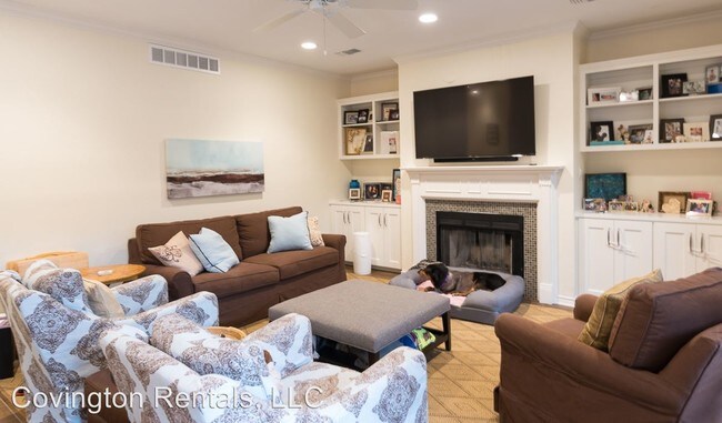 Building Photo - 1016 Crescent Dr