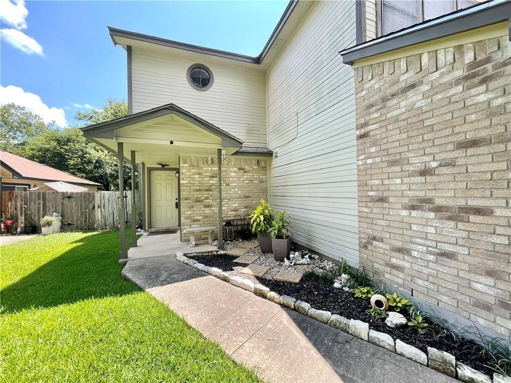 Primary Photo - 13307 Saddlebrook Trail