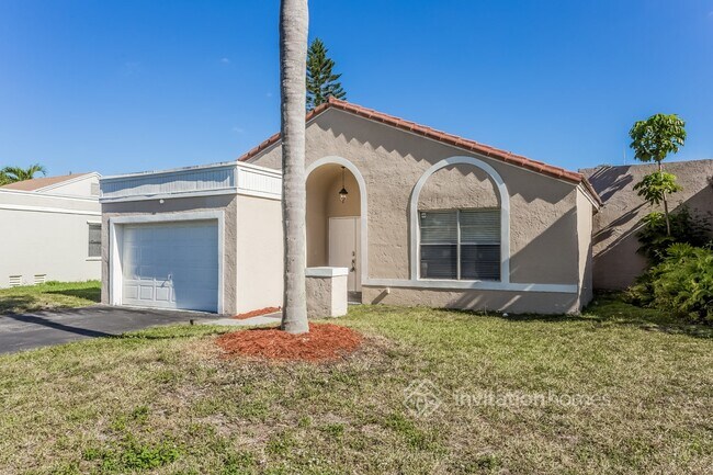 Foto del edificio - 9751 NW 44th Ct