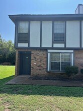 Building Photo - 341-345 Mill Creek Cir