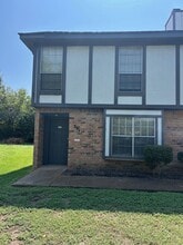 Building Photo - 341-345 Mill Creek Cir