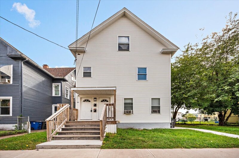 Primary Photo - 19 Townsend St