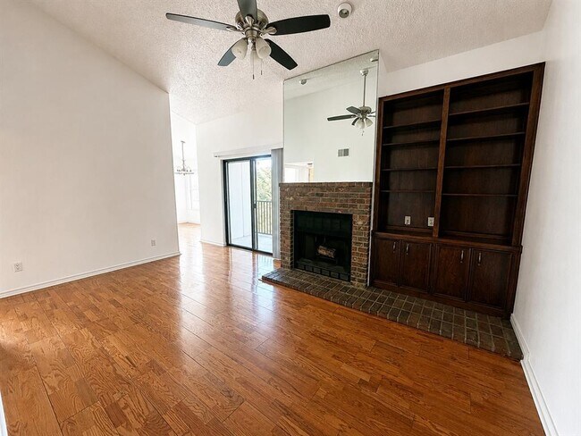 Foto del edificio - 2508 W 12th St