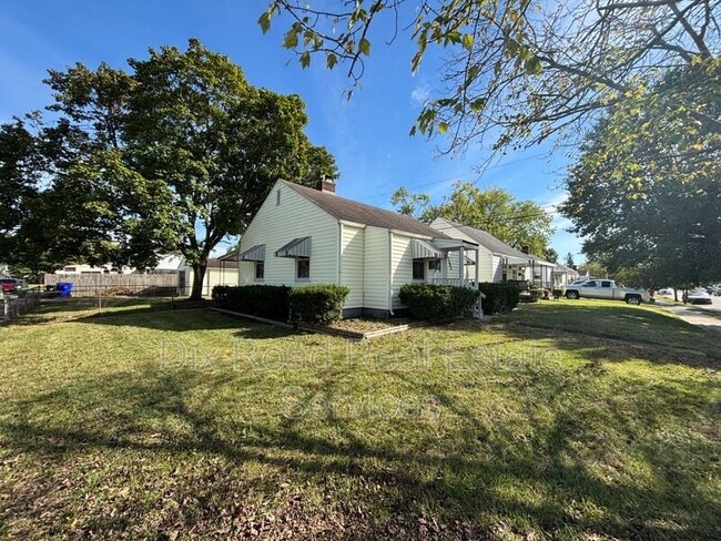 Building Photo - 2604 Hilda Ave
