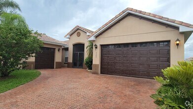 Building Photo - 3587 Somerset Cir