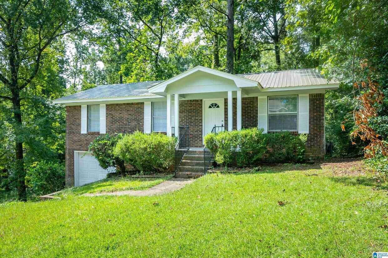 607 Basswood Dr, Adamsville, AL 35005 House Rental in Adamsville, AL