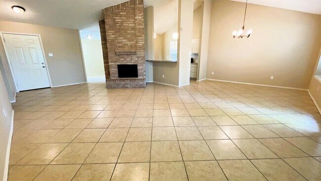 Building Photo - 5534 Oak Falls Dr
