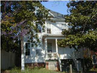 Building Photo - 165 Chancellor St
