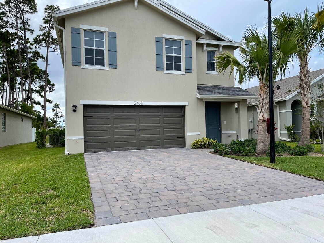 2405 Timber Forest Dr, Haverhill, FL 33415 House Rental in Haverhill